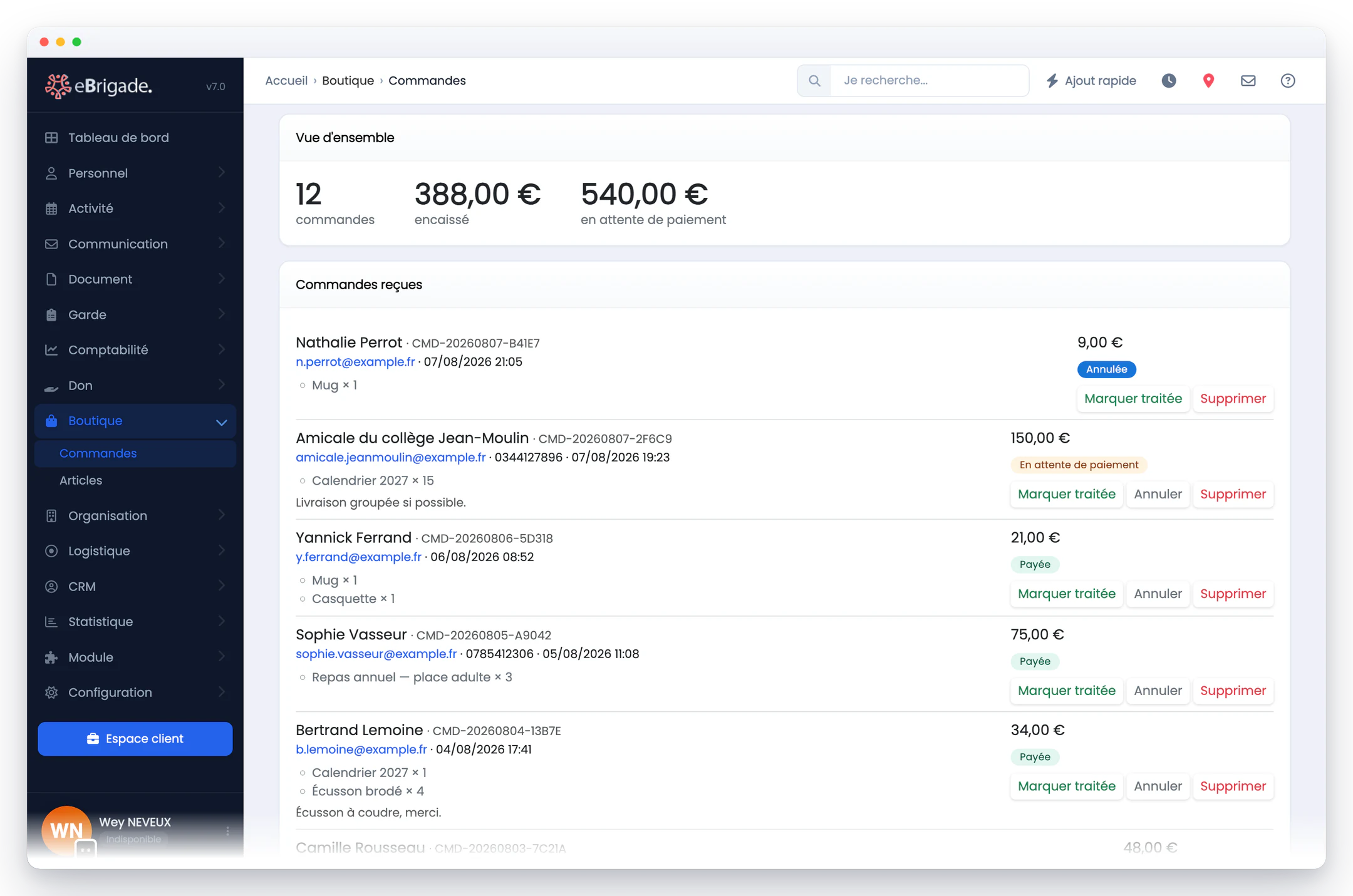 eBrigade — suivi des commandes : Les commandes reçues avec leur référence, le client, le détail des lignes et leur statut : en attente, payée, traitée, annulée.