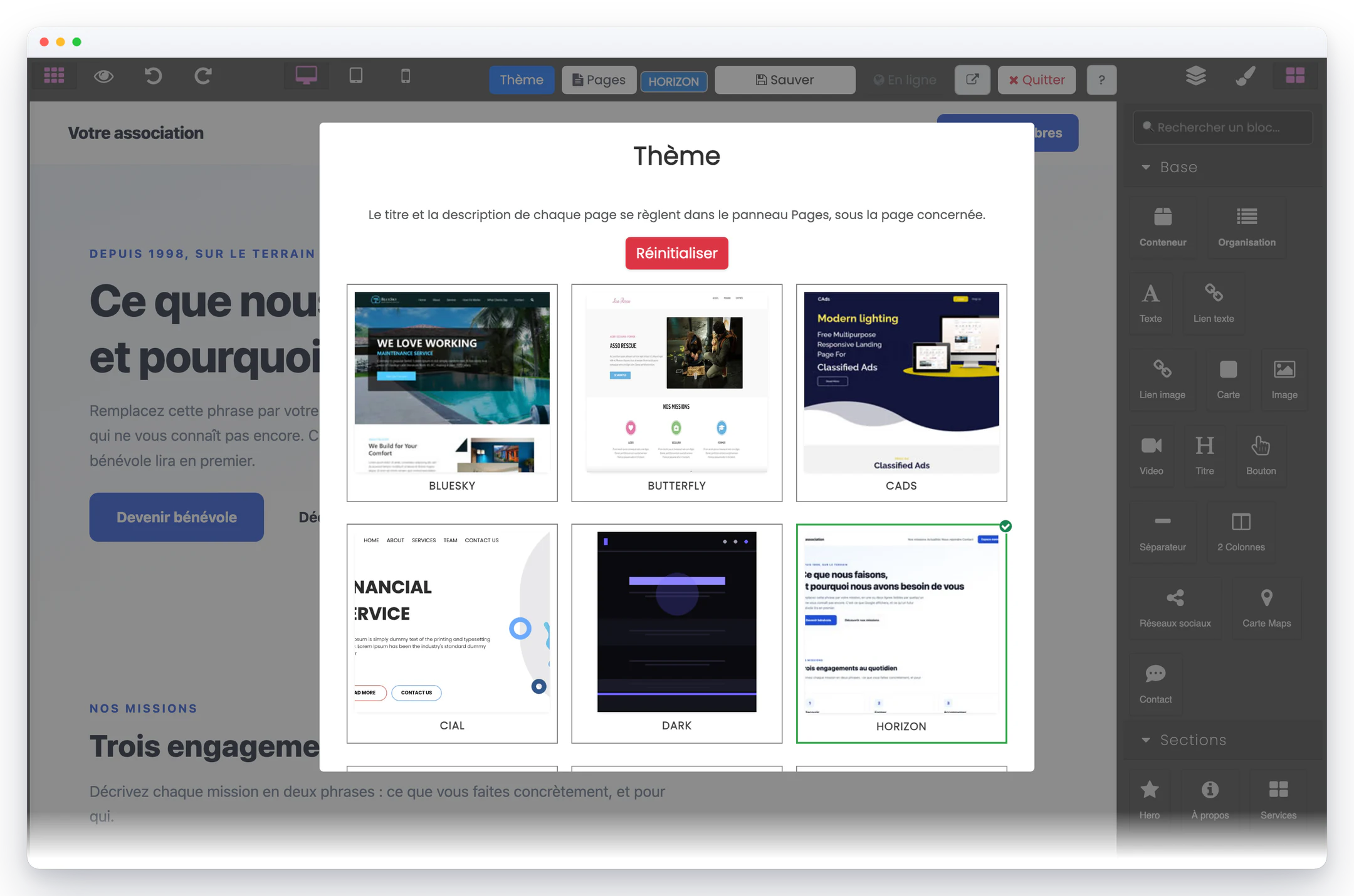 eBrigade — galerie de thèmes : Treize thèmes prêts à l'emploi — dont un dédié aux sapeurs-pompiers — plus la page vierge, choisis sur leur vignette. Un thème se réinitialise à son état d'origine à tout moment.