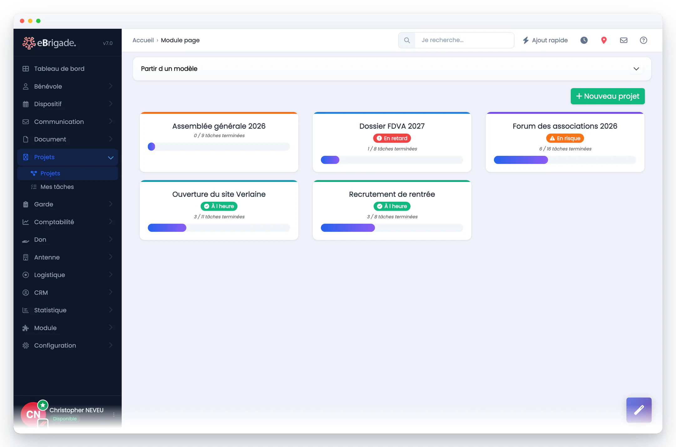 eBrigade, module Projet — le portefeuille de projets : Chaque projet avec son point d'avancement — à l'heure, en risque, en retard — et la part de ses tâches déjà terminées.