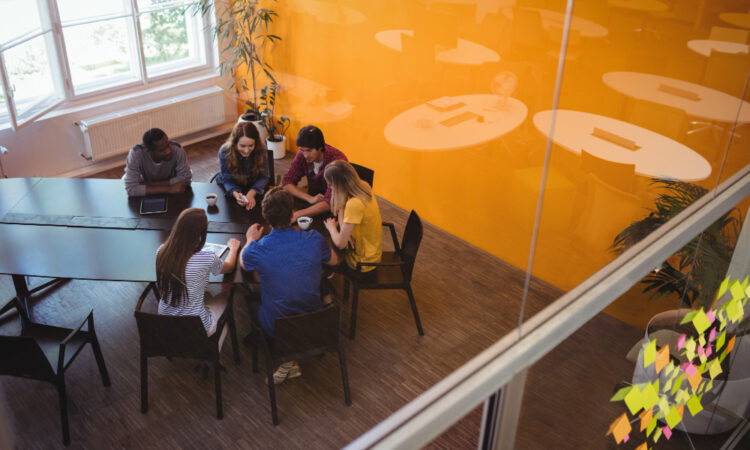 Agences d’intérim : gérez missions et disponibilités en un clic