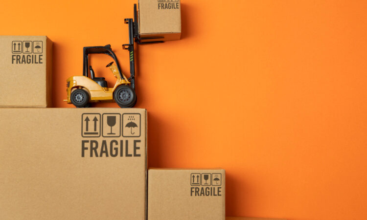 Logistique : moyens matériels, disponibilités et traçabilité