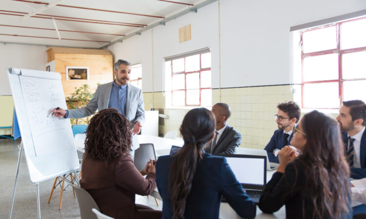 Alternative à Dendreo : pourquoi eBrigade est le choix idéal pour vos formations