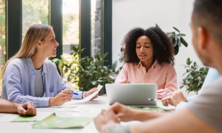 Logiciel de gestion des ressources humaines : simplifiez vos RH avec eBrigade