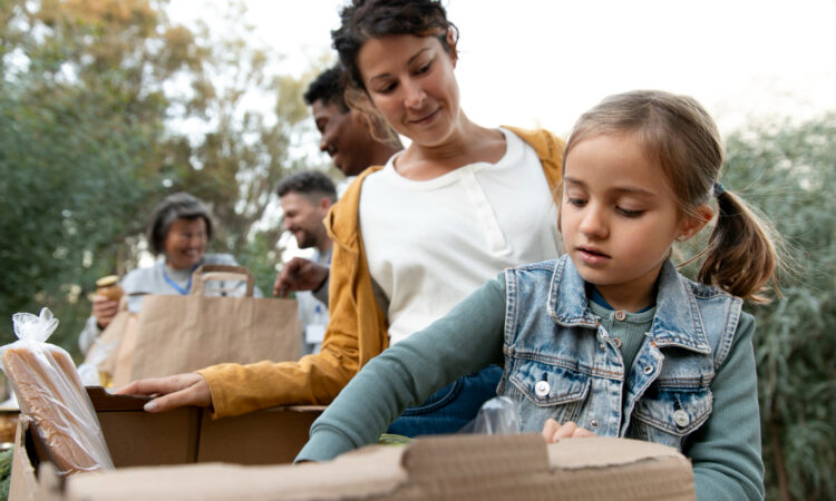 Associations humanitaires : coordonnez bénévoles et missions avec eBrigade